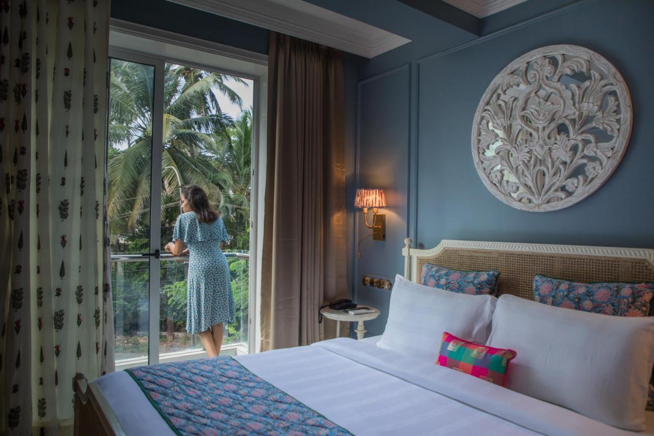 Red Thread Calangute Hotel Bagian luar foto